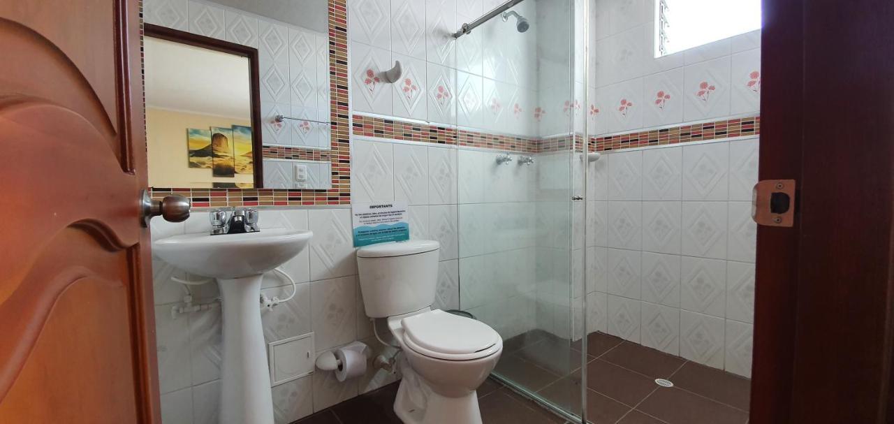 Hotel Dubai Манисалес Екстериор снимка